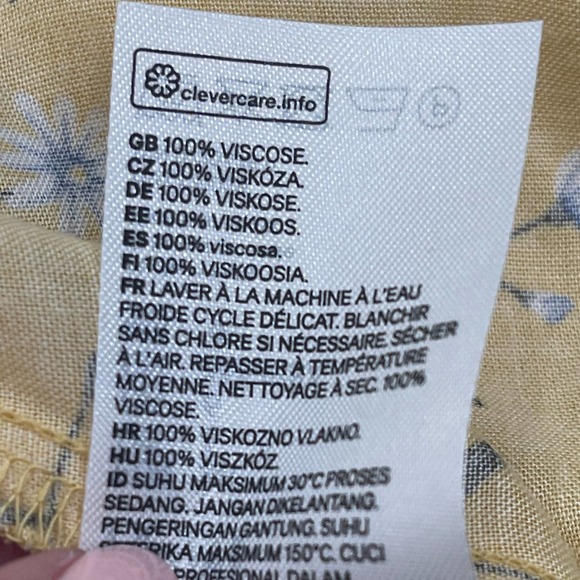 DIVIDED by H&M Yellow floral wrap dress - Picture 5 of 9